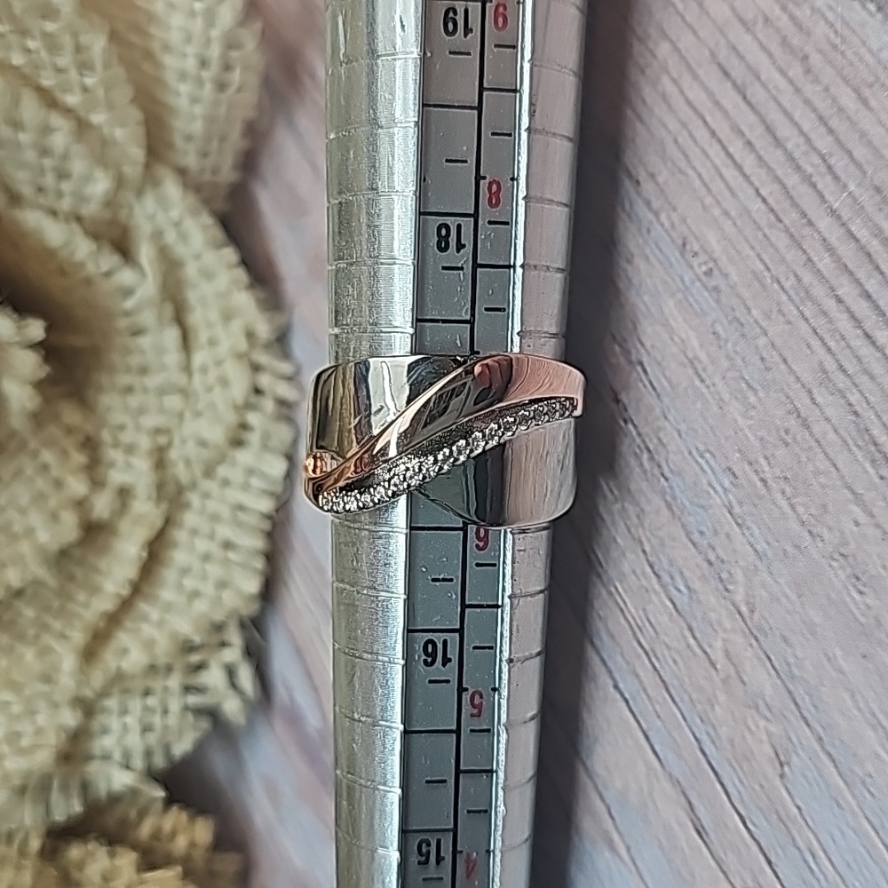 NEW SILVER & ROSE GOLD PLATED ZIRCON SWIRL FASHION RING - Picture 7 of 7